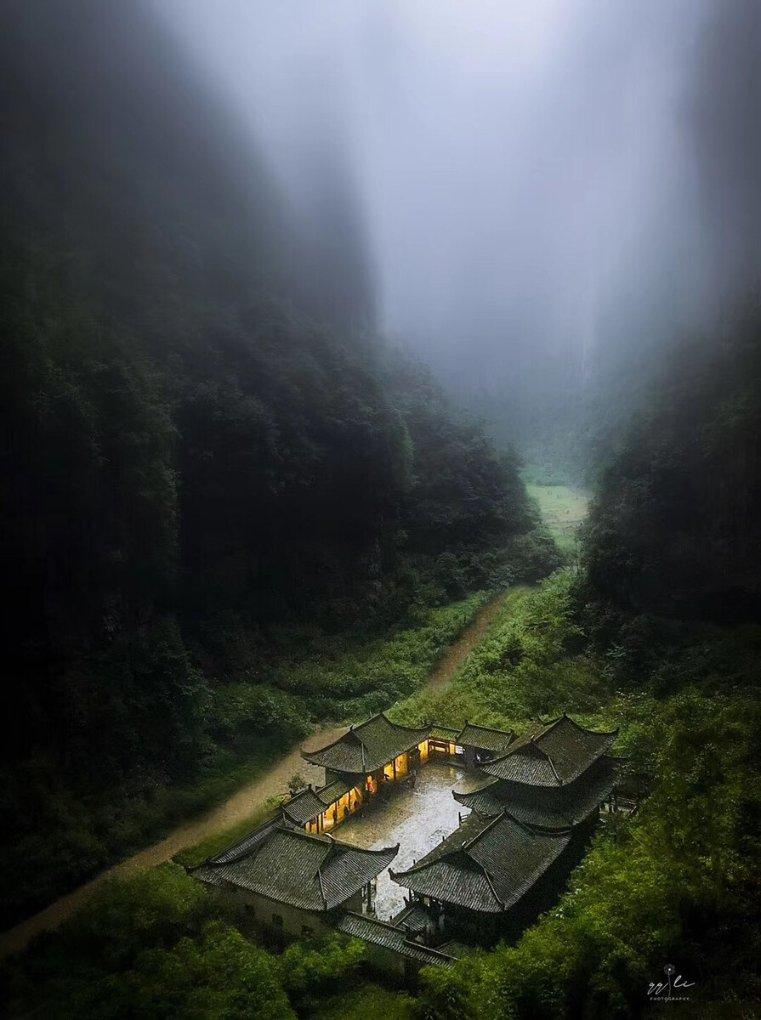 逃离办公室房间